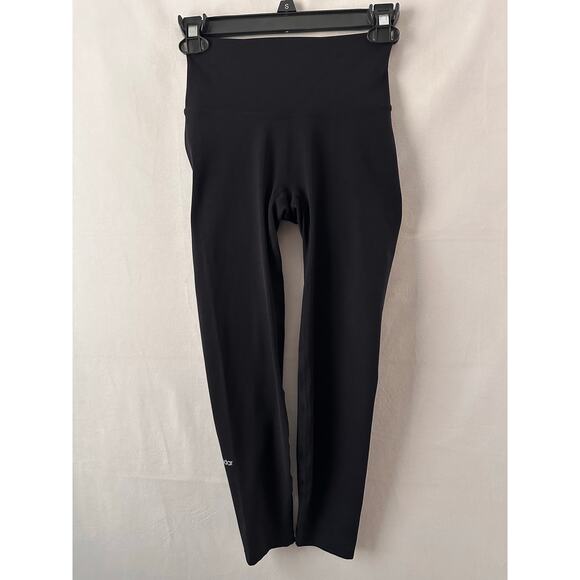 Andar Airywin Leggings Activewear Solid Black Crop Yoga Gym workout Korea 4 - Picture 1 of 4